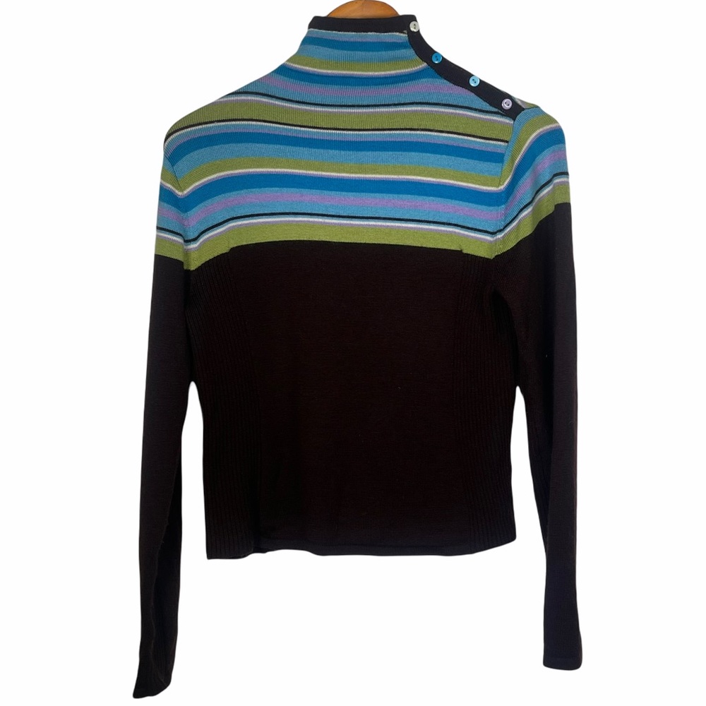 Icelandic Design Women’s Medium Brown Long Sleeve Button Down Shoulder Top